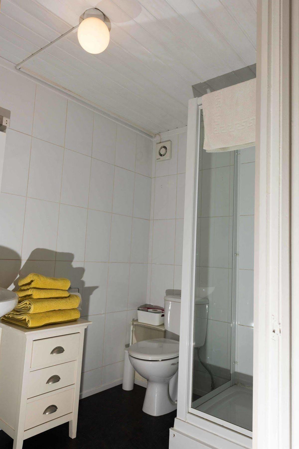 Bed and Breakfast Spire House Солсбери Экстерьер фото